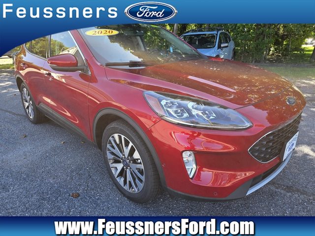 2020 Ford Escape Titanium Hybrid AWD photo
