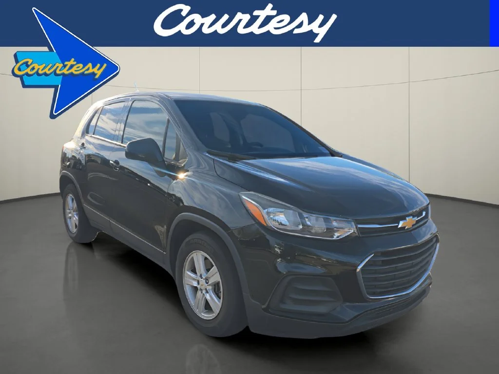 2020 Chevrolet Trax LS FWD photo