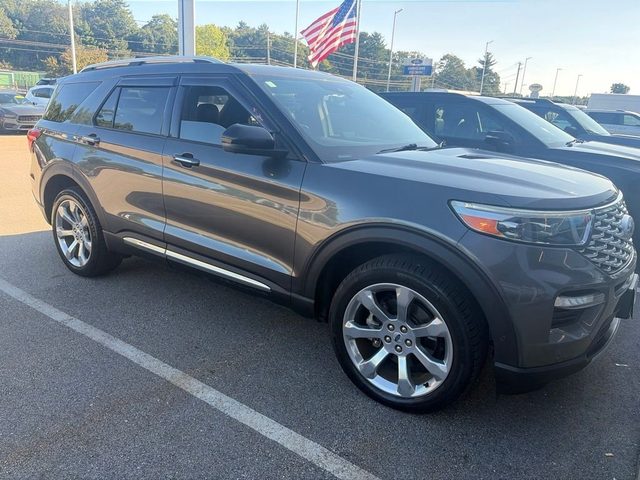 2020 Ford Explorer Platinum 4WD photo