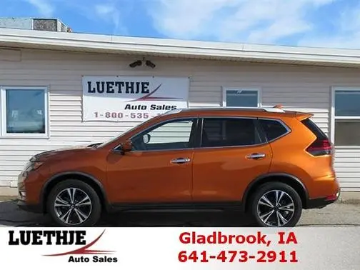 2020 Nissan Rogue SV FWD photo