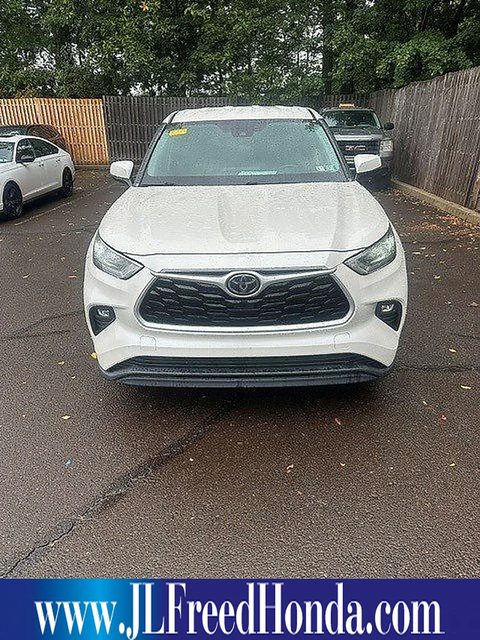 2020 Toyota Highlander LE AWD photo