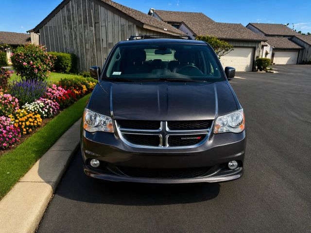 2019 Dodge Grand Caravan SXT FWD photo