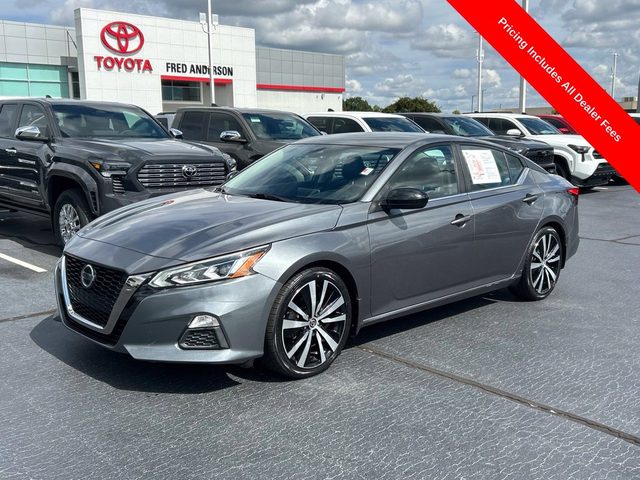 2020 Nissan Altima 2.5 SR FWD photo