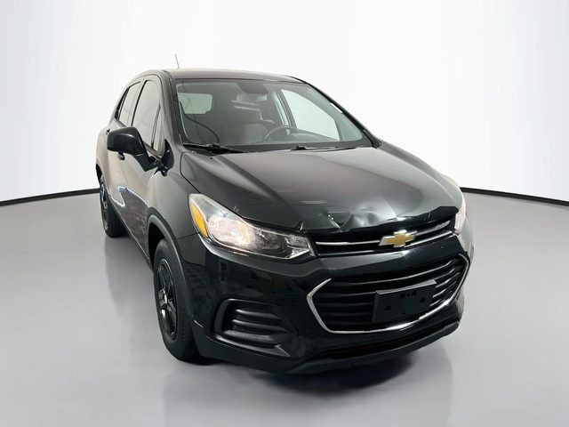2020 Chevrolet Trax LS FWD photo