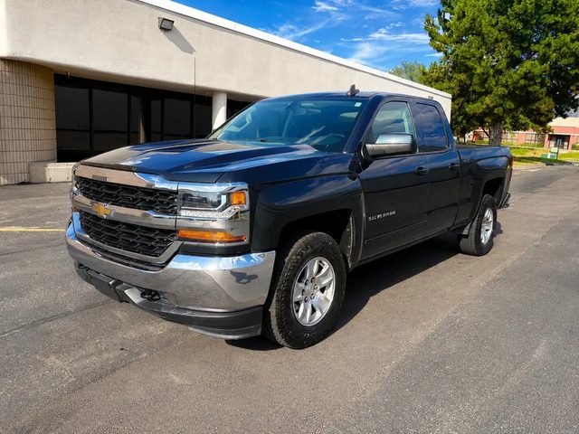 2019 Chevrolet Silverado 1500 LT 4WD photo