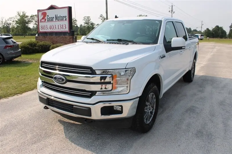 2019 Ford F-150 LARIAT 4WD photo