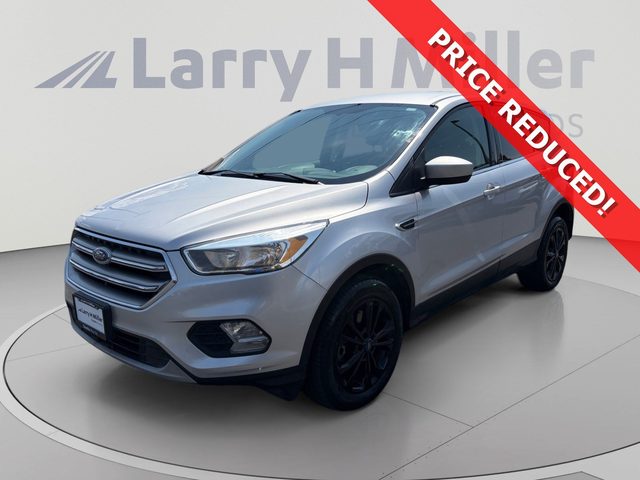 2017 Ford Escape SE 4WD photo