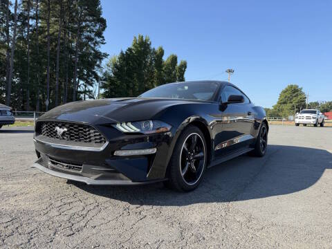 2020 Ford Mustang EcoBoost RWD photo