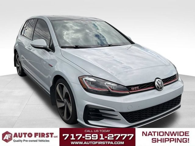 2020 Volkswagen Golf GTI SE FWD photo