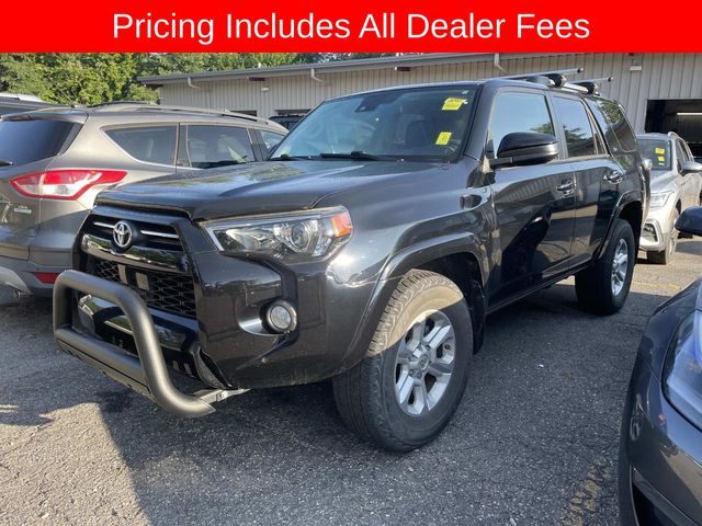 2020 Toyota 4Runner SR5 RWD photo