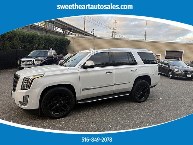 2020 Cadillac Escalade Luxury 4WD photo