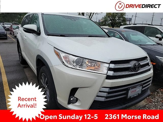 2017 Toyota Highlander XLE AWD photo