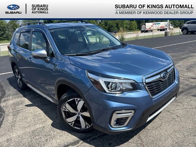 2020 Subaru Forester Touring AWD photo