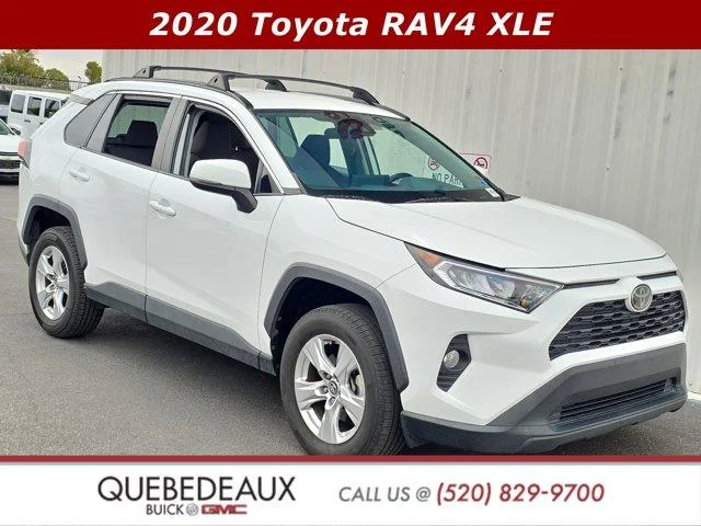 2020 Toyota RAV4 XLE FWD photo