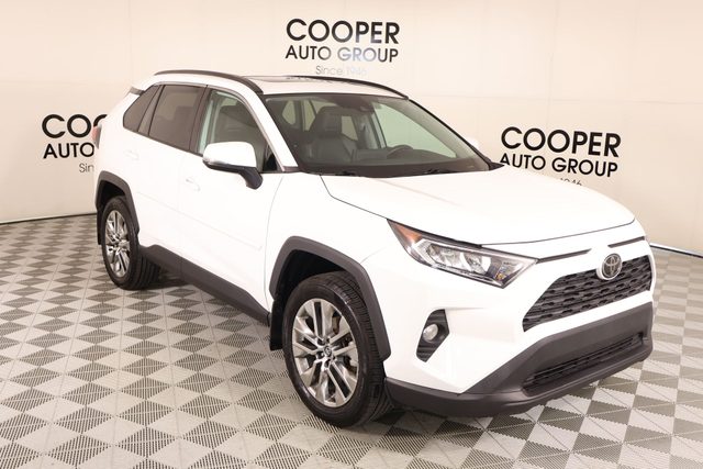 2020 Toyota RAV4 XLE Premium AWD photo