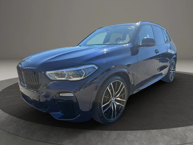 2020 BMW X5 M50i AWD photo