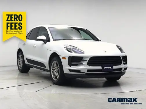 2020 Porsche Macan AWD photo