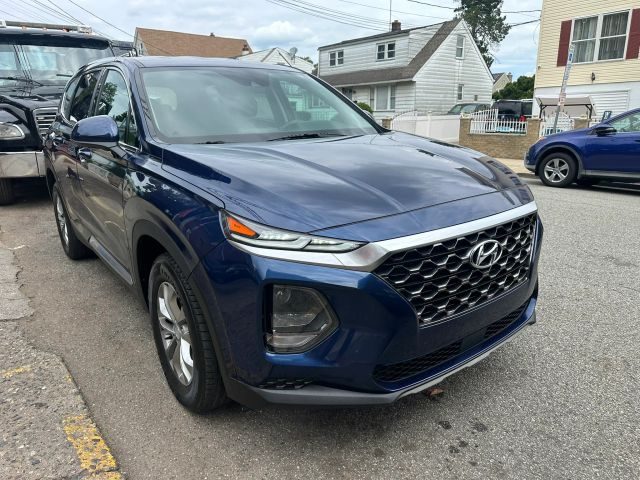 2020 Hyundai Santa Fe SE FWD photo