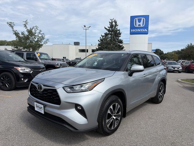 2020 Toyota Highlander XLE AWD photo