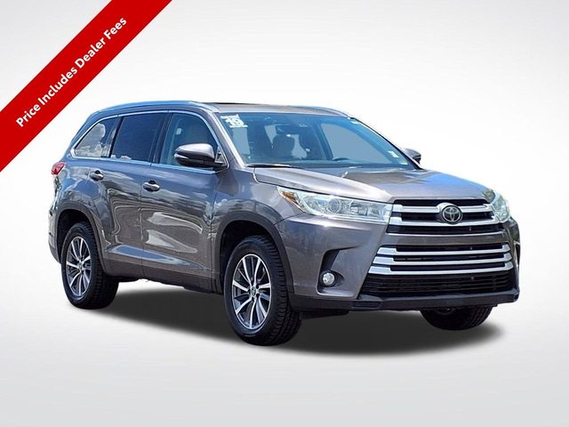 2019 Toyota Highlander XLE FWD photo