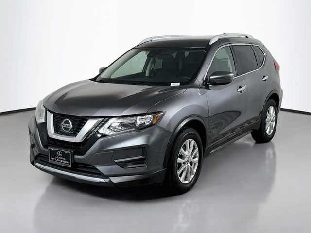 2019 Nissan Rogue SV FWD photo