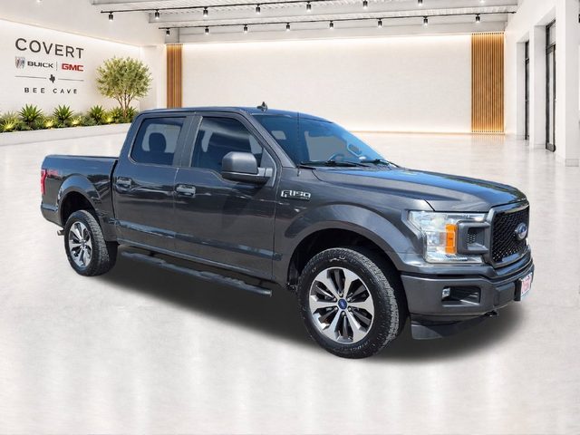 2020 Ford F-150 XL 4WD photo