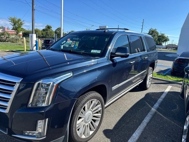 2020 Cadillac Escalade ESV Platinum 4WD photo