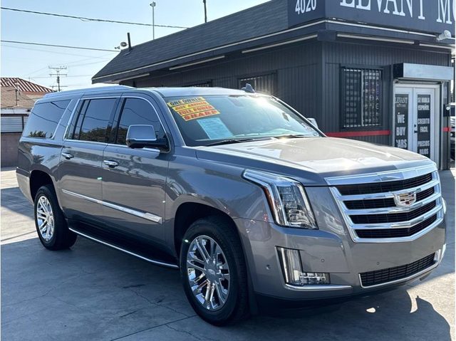 2020 Cadillac Escalade ESV  RWD photo
