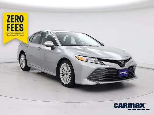 2020 Toyota Camry XLE FWD photo
