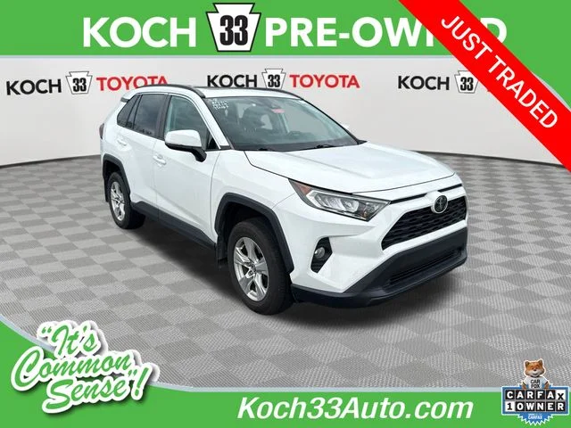 2020 Toyota RAV4 XLE AWD photo