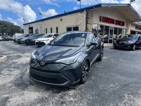 2020 Toyota C-HR XLE FWD photo