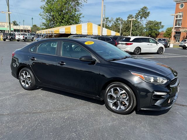 2020 Kia Forte LXS FWD photo