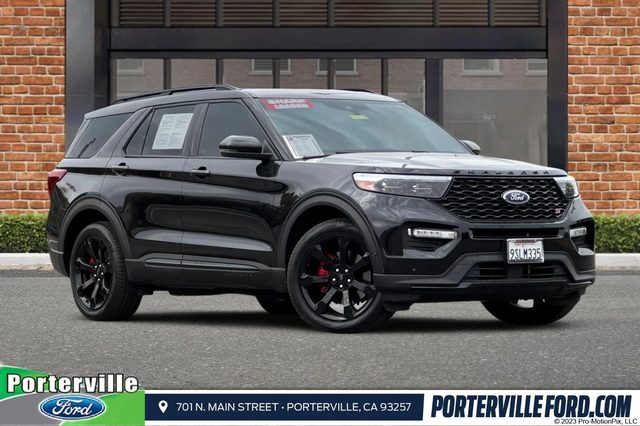 2020 Ford Explorer ST 4WD photo