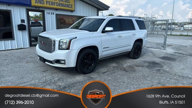2017 GMC Yukon Denali 4WD photo