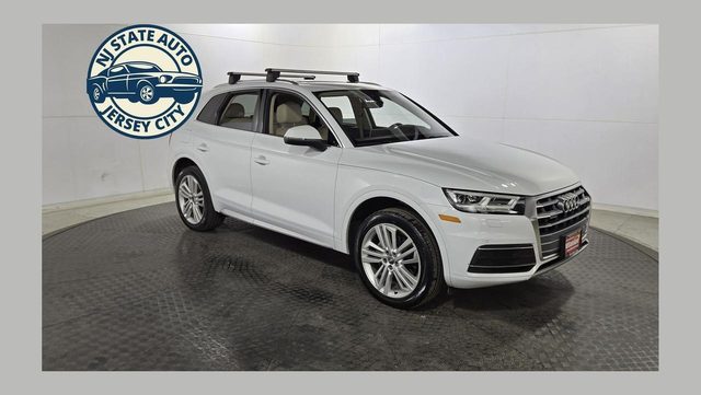 2020 Audi Q5 Premium Plus AWD photo
