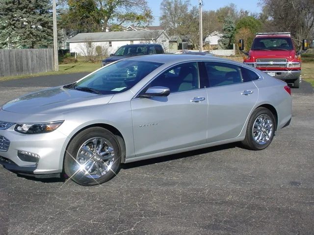 2018 Chevrolet Malibu LT FWD photo