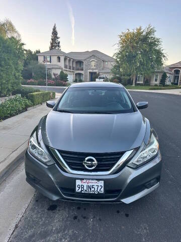 2018 Nissan Altima 2.5 SV FWD photo