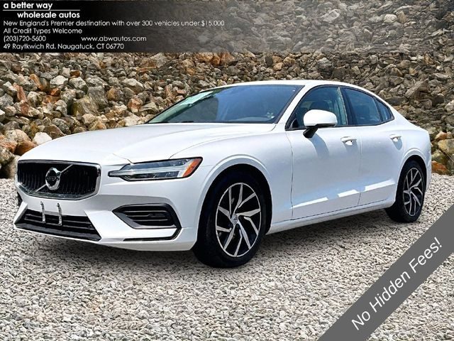 2020 Volvo S60 Momentum FWD photo