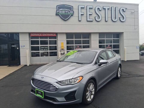 2020 Ford Fusion SE FWD photo
