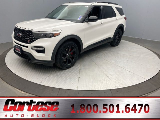 2020 Ford Explorer ST 4WD photo