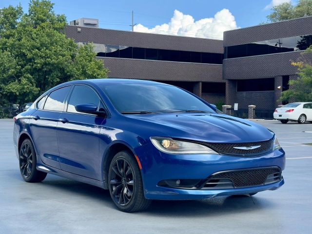 2015 Chrysler 200 S FWD photo