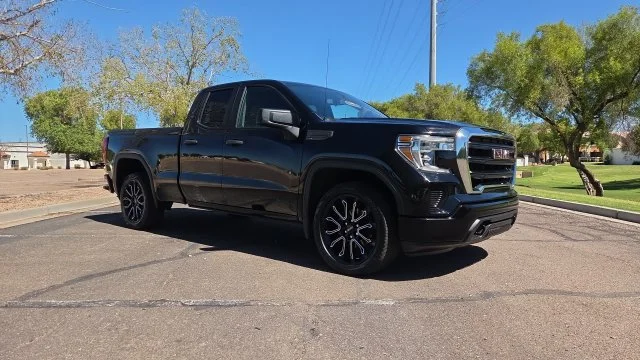 2020 GMC Sierra 1500 4WD photo