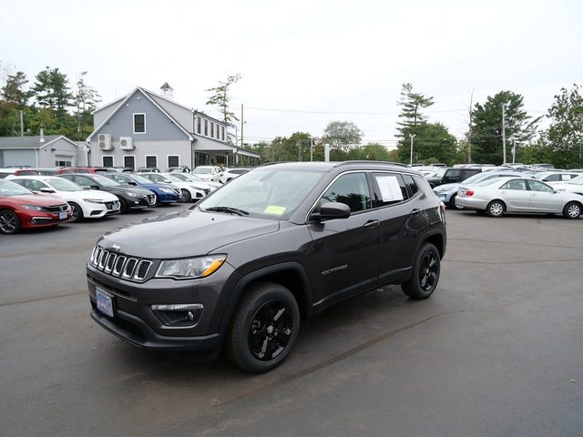 2020 Jeep Compass Latitude 4WD photo