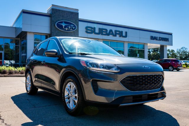 2020 Ford Escape SE FWD photo