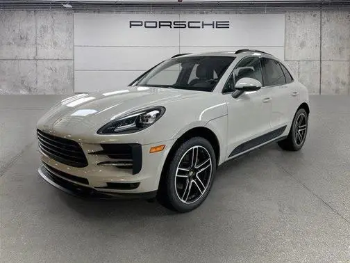2020 Porsche Macan  AWD photo