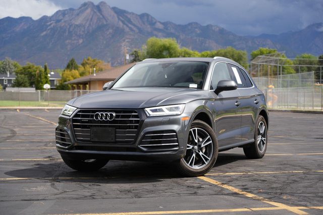 2020 Audi Q5 Premium Plus AWD photo
