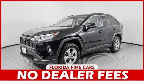 2019 Toyota RAV4 XLE FWD photo