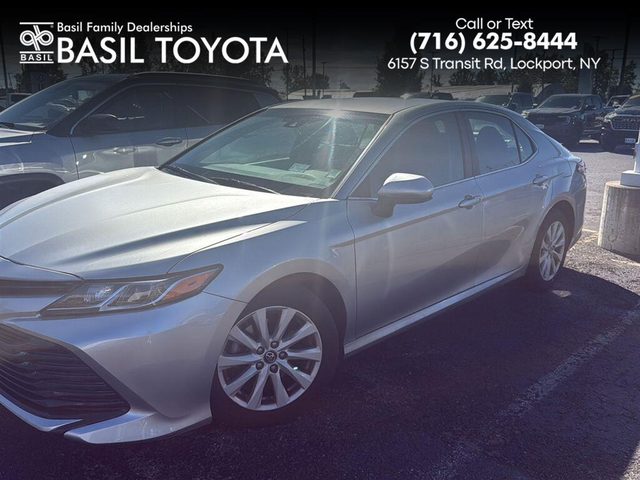 2018 Toyota Camry LE FWD photo