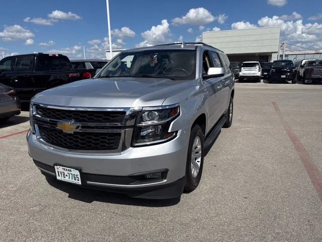 2018 Chevrolet Suburban LT 4WD photo