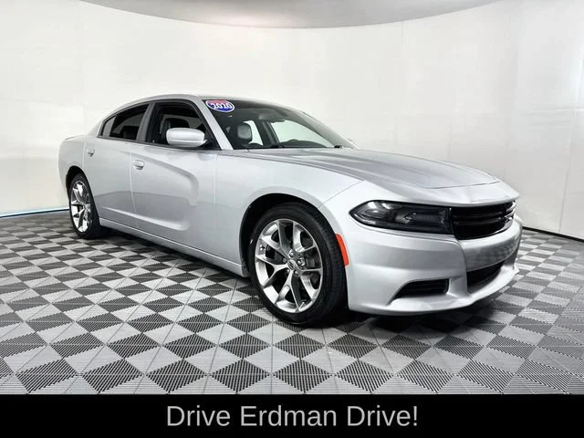 2020 Dodge Charger SXT RWD photo
